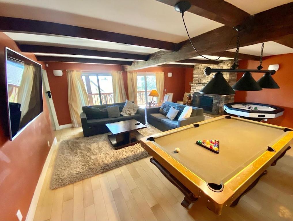 Modern 6 Bedroom Retreat, Stunning Lake Views, Close To Village! 레이크애로우헤드 외부 사진